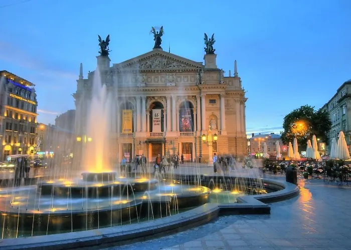 з сучасним ремонтом на площі митній * Lviv